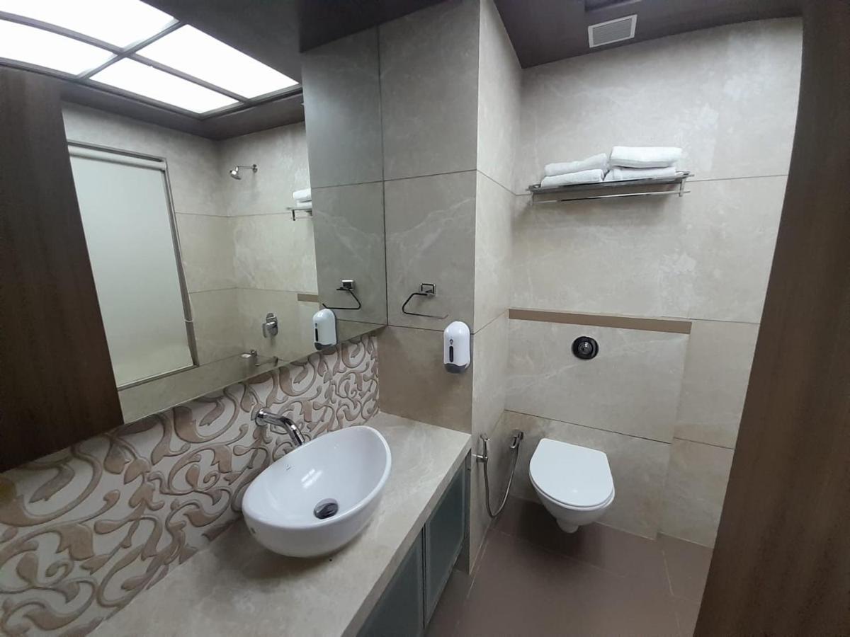 Hotel Mathoshree Thane Exterior foto